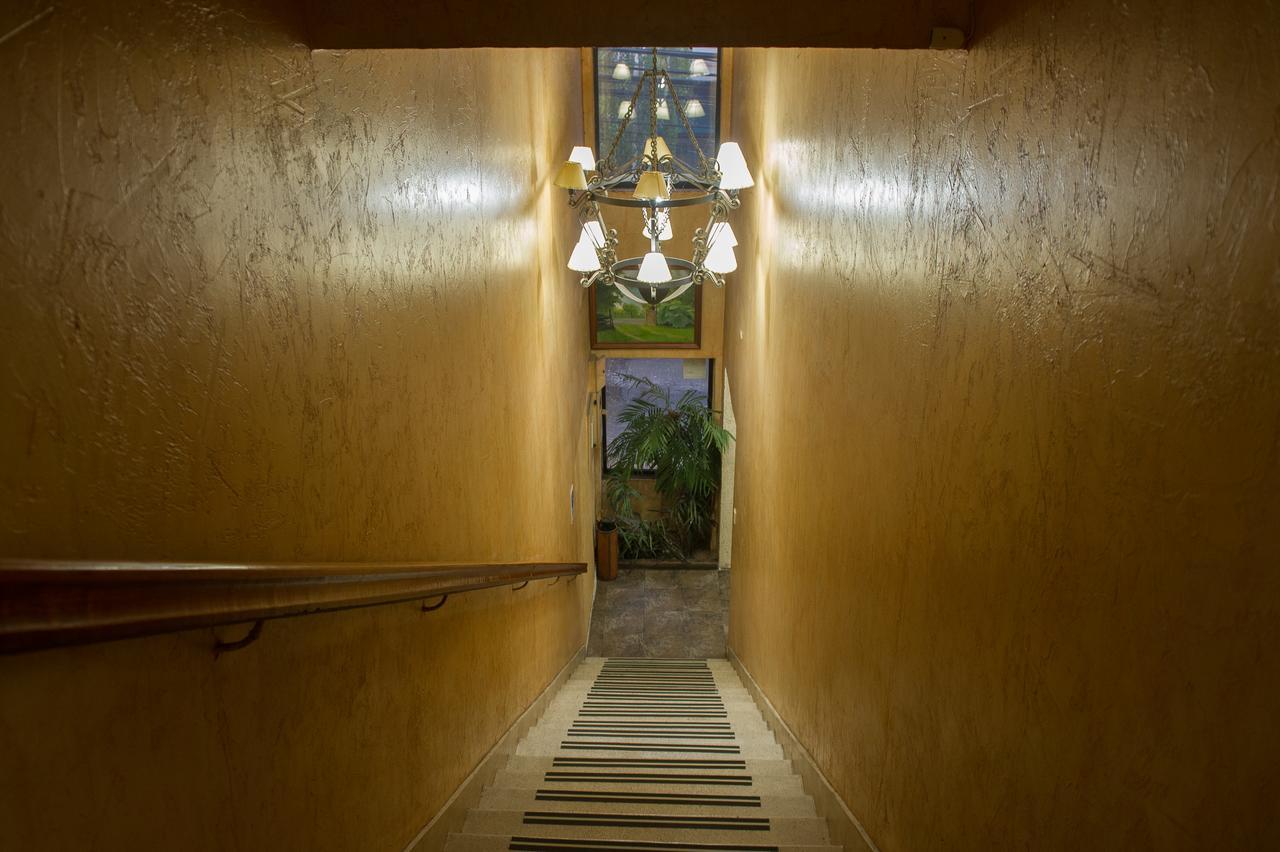 Hotel Dikran Los Ángeles Dış mekan fotoğraf